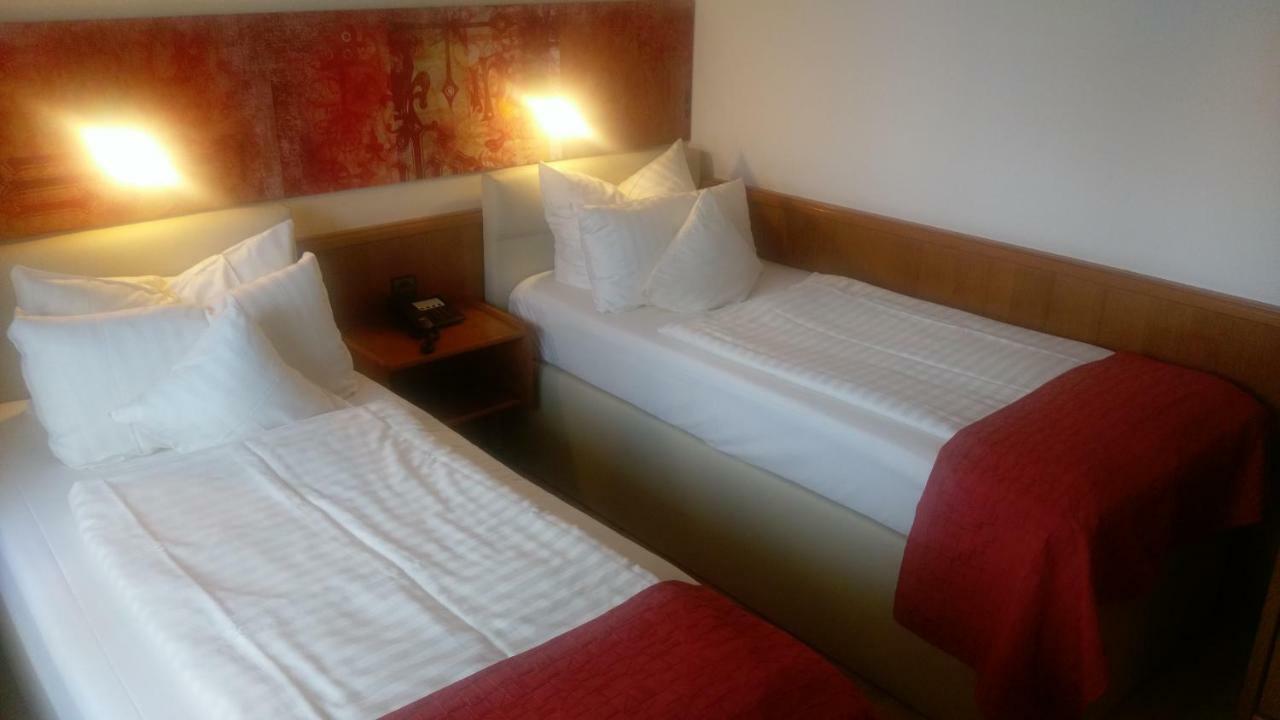 Arador-City Hotel Bad Oeynhausen Exterior photo