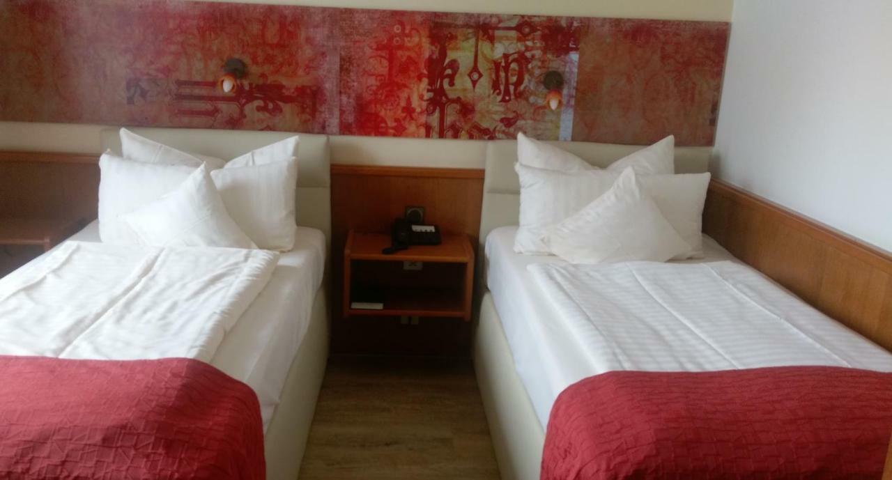 Arador-City Hotel Bad Oeynhausen Exterior photo